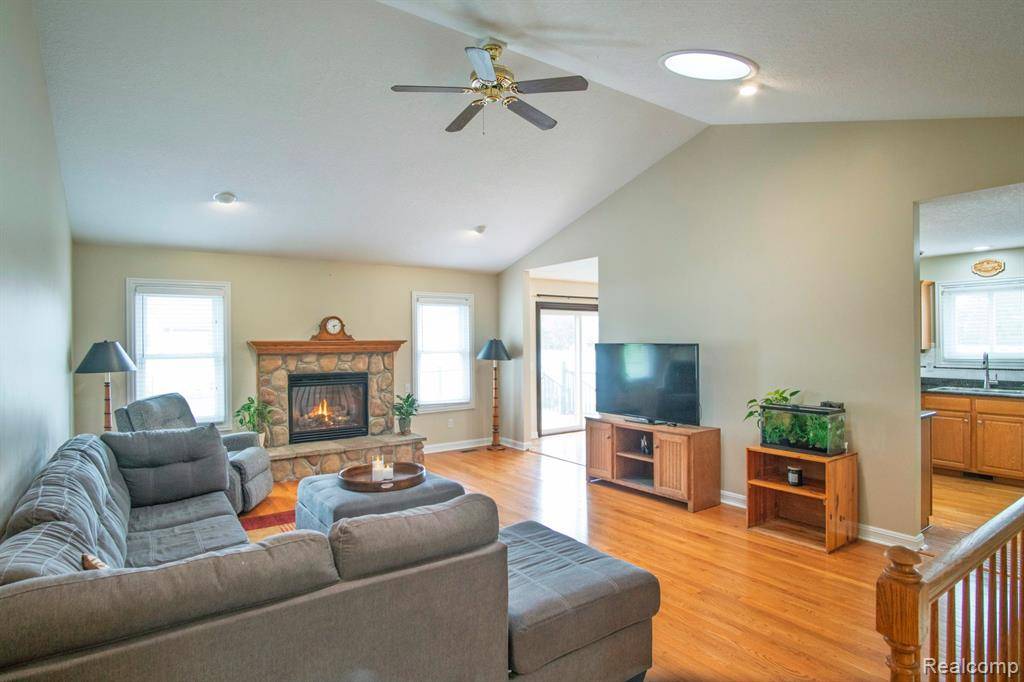 Clio, MI 48420,11093 Crabtree