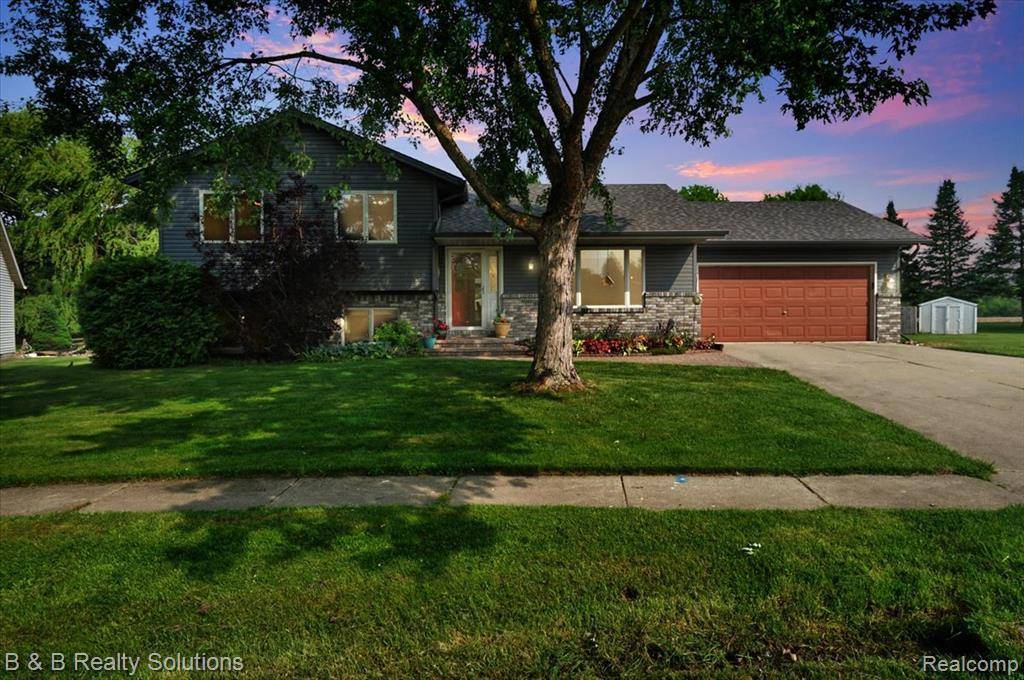 Almont Vlg, MI 48003,440 Jonathon Drive
