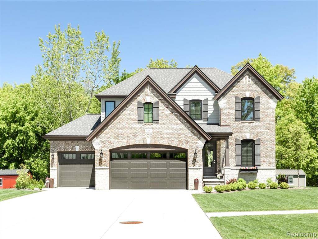 East China Twp, MI 48054,3409 Woodfield Boulevard