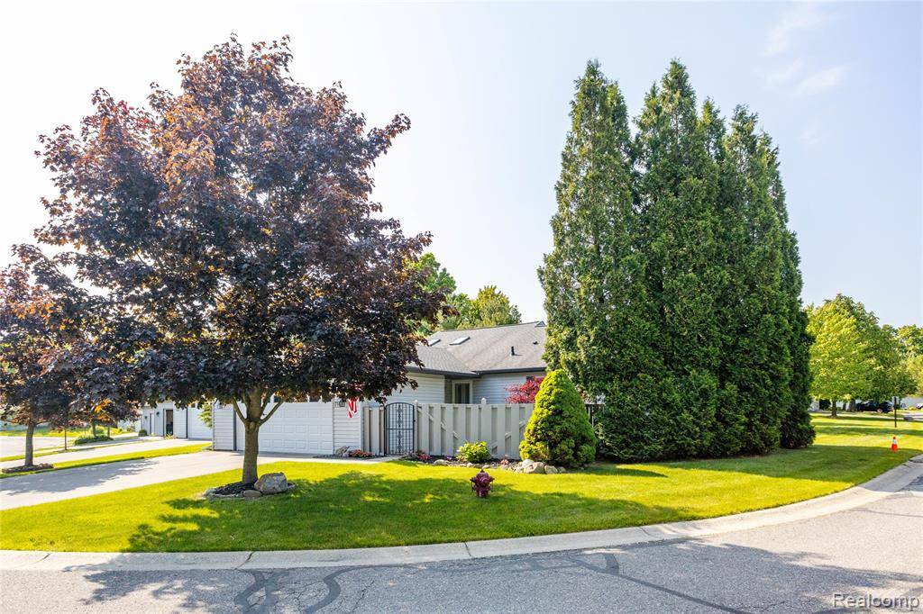 Genoa Twp, MI 48114,7566 Radcliffe