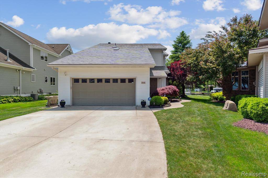 Hamburg Twp, MI 48189,4118 Shoreview Lane
