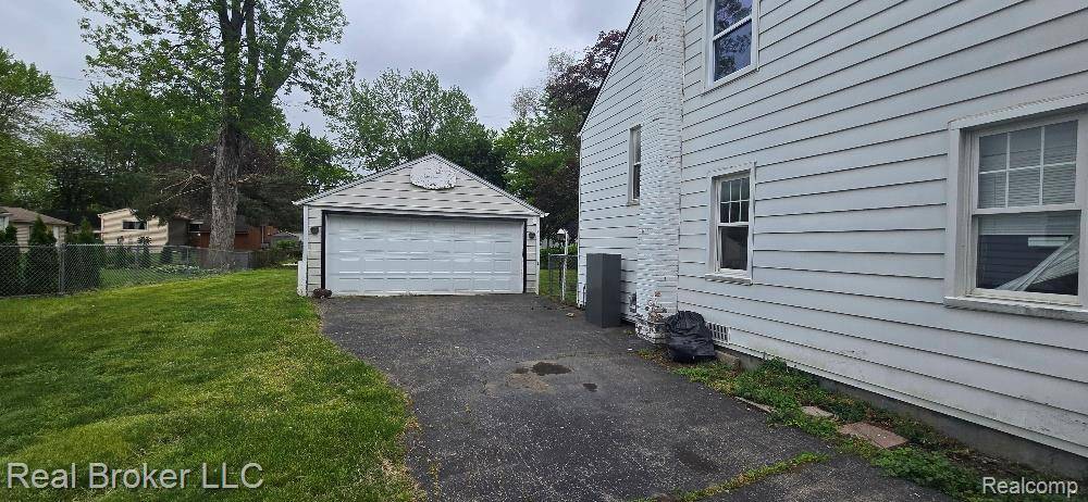 Garden City, MI 48135,31749 Rosslyn Avenue
