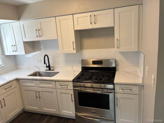 Redford Twp, MI 48239,9911 Kinloch