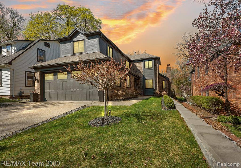 Dearborn, MI 48124,636 Morley Court