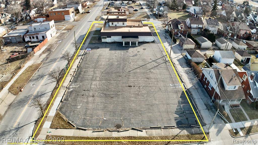 Dearborn, MI 48126,8805 TIREMAN Avenue