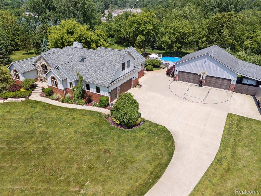 Howell, MI 48843,2365 Chilson Meadows Lane