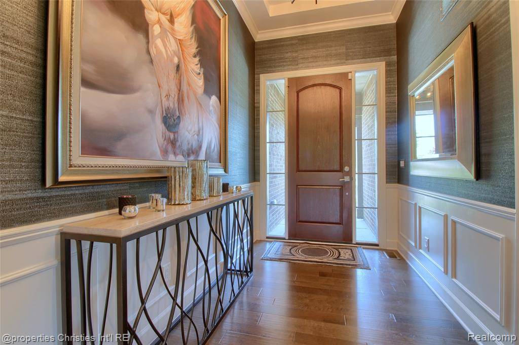 Northville, MI 48168,49062 Honey Tree Court