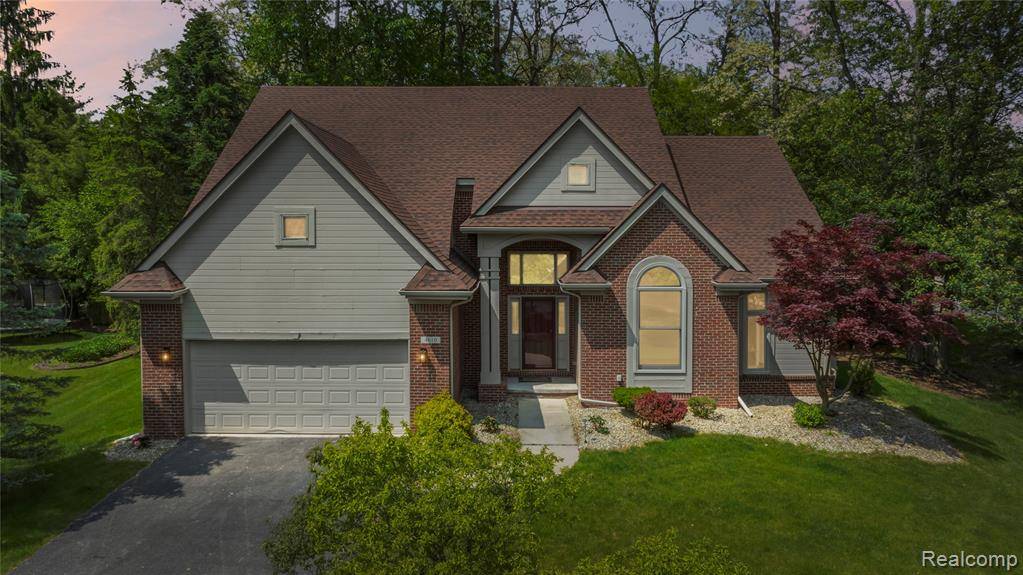 West Bloomfield Twp, MI 48323,4610 Woodbine Circle