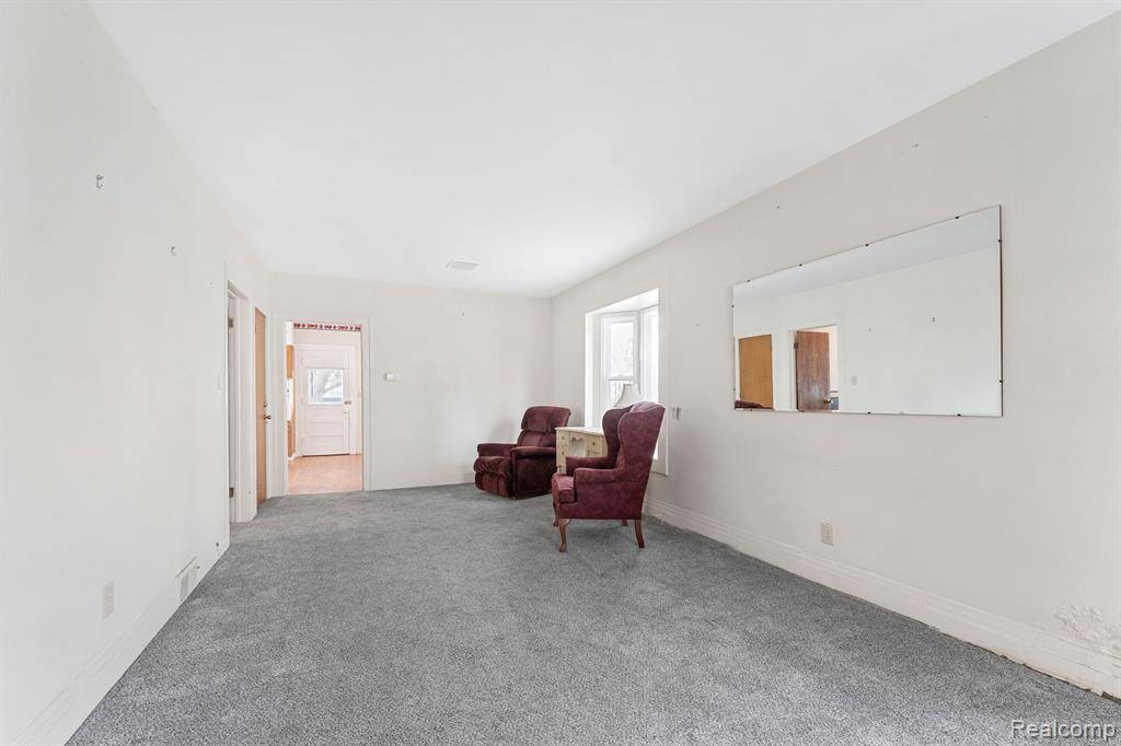 Wyandotte, MI 48192,512 POPLAR Street