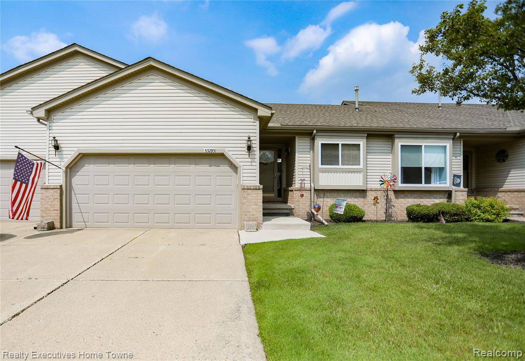New Baltimore, MI 48051,53293 Butternut Street