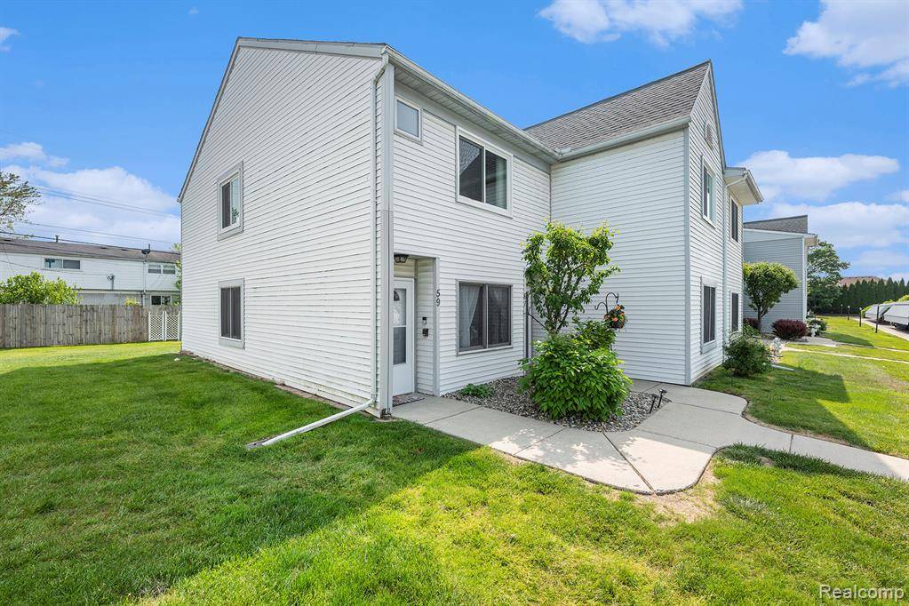Mt. Clemens, MI 48043,59 Rosebud Lane 74