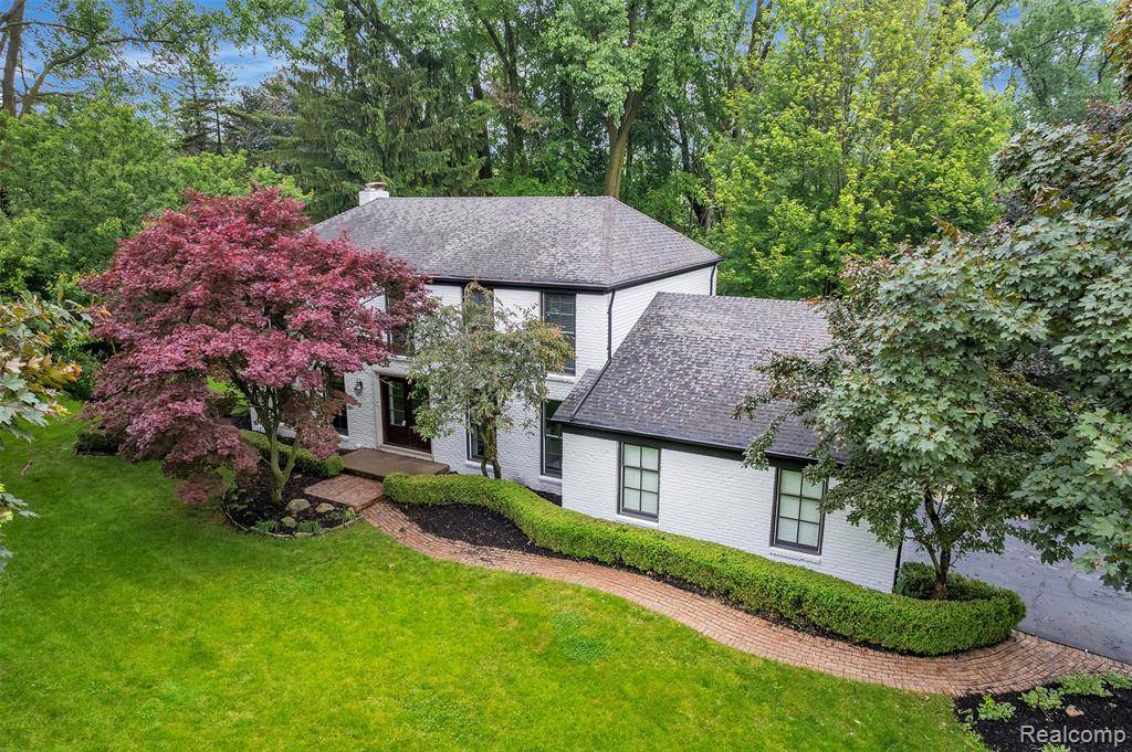 Bloomfield Hills, MI 48302,5341 Forest Way