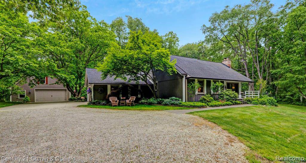 Milford Twp, MI 48381,2886 Lorien Drive