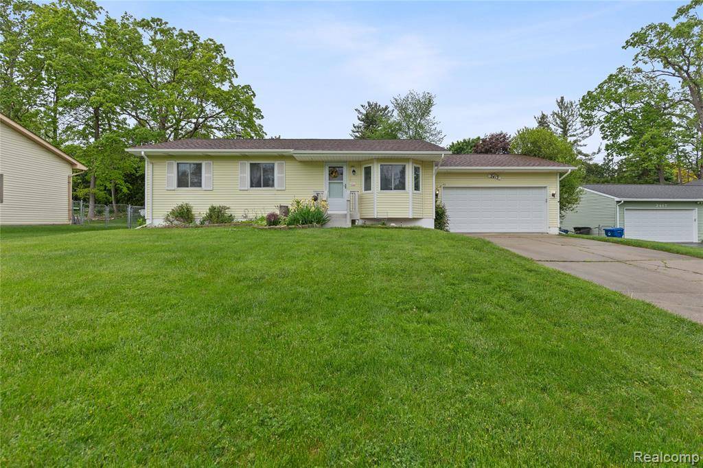 Waterford Twp, MI 48329,2413 Highfield Road