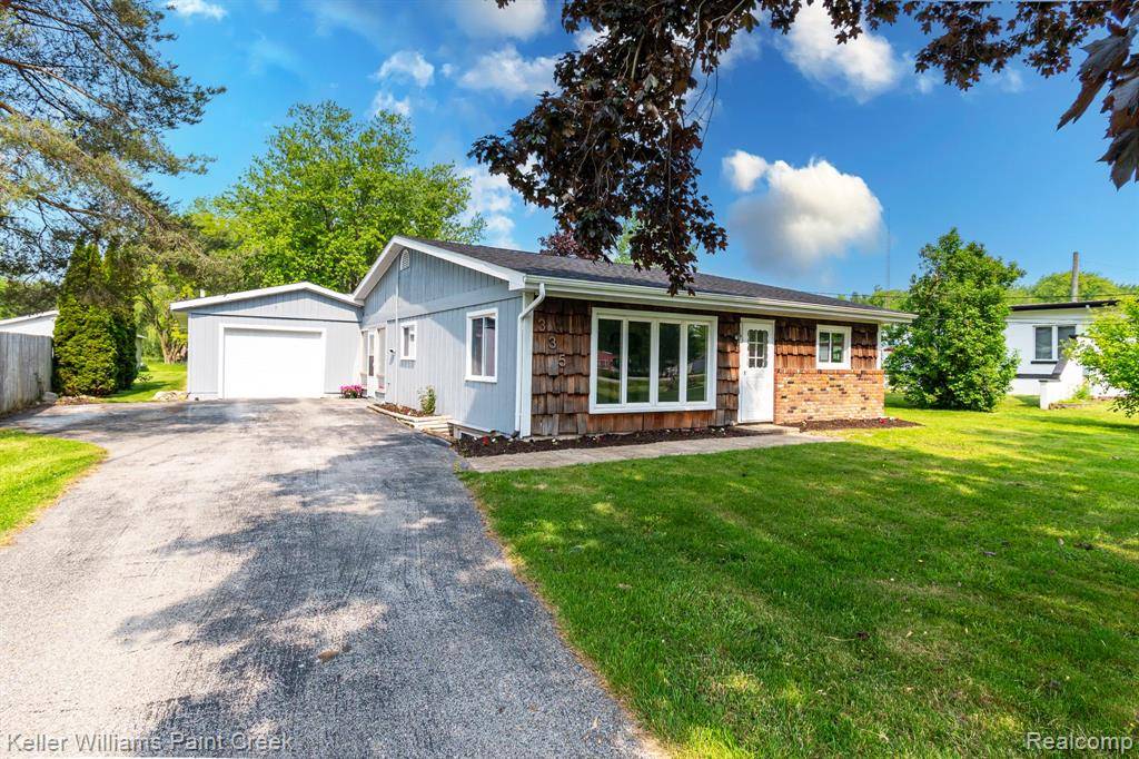 Kimball Twp, MI 48074,335 Pickford Road