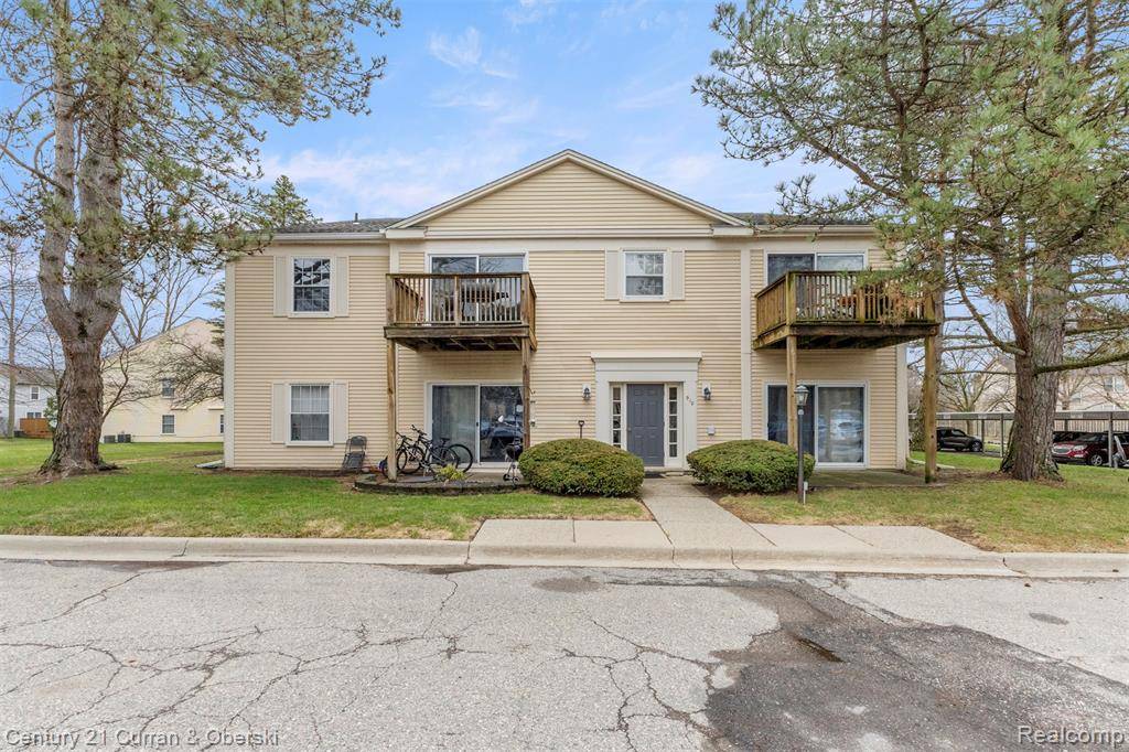 Auburn Hills, MI 48326,910 Chestnut Hill Drive # E