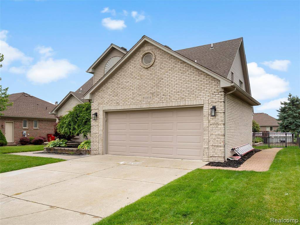 Macomb Twp, MI 48044,50308 Hillside Drive