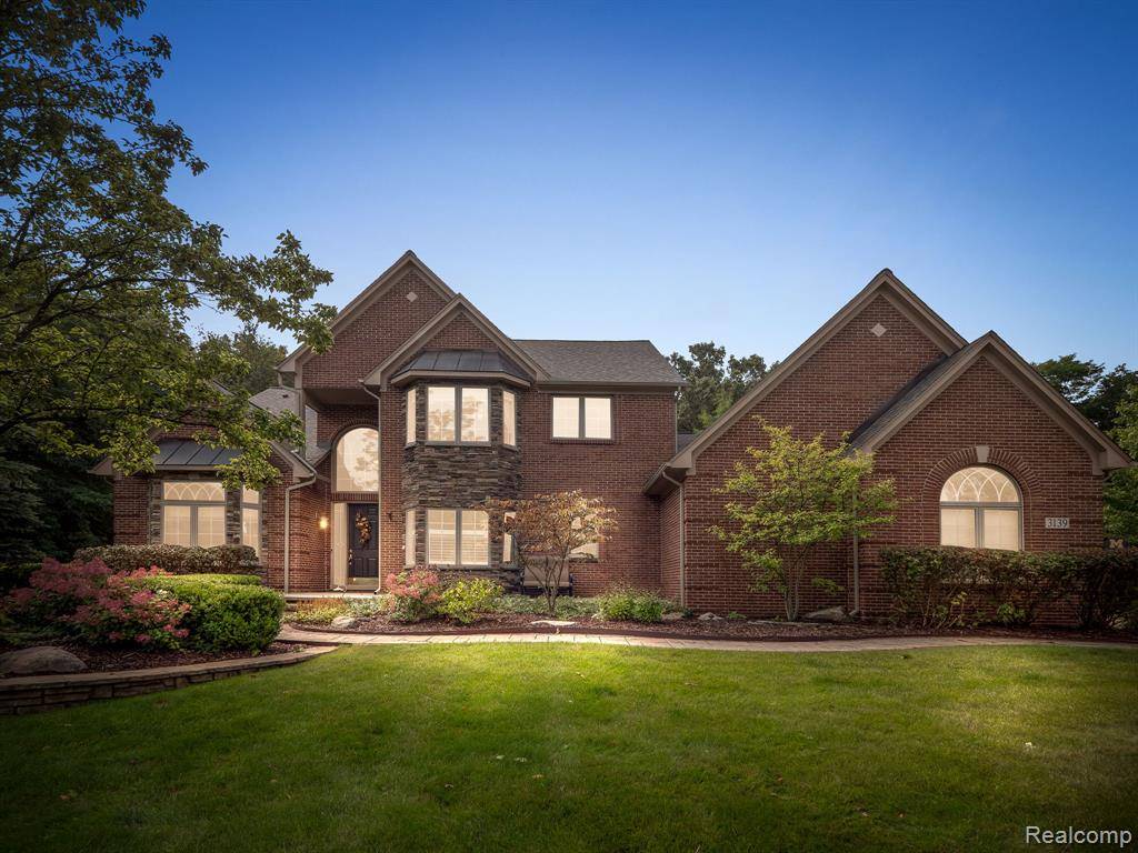 Highland Twp, MI 48380,3139 WOODLAND RIDGE Trail