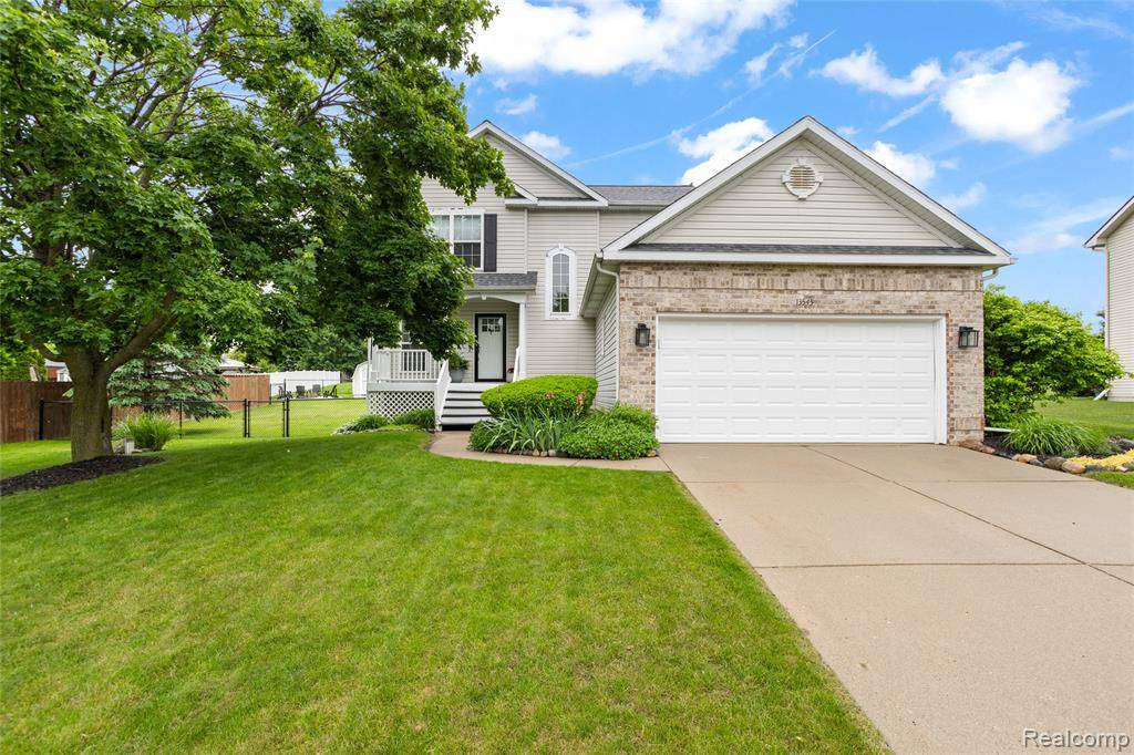 Bath Twp, MI 48808,13545 Hunters Crossing