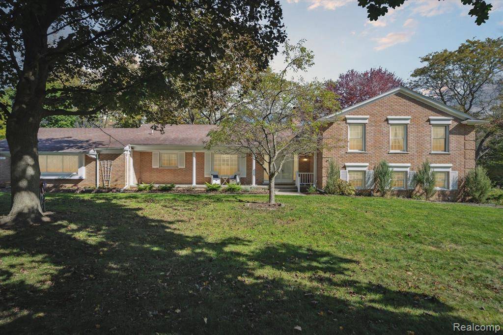 Franklin Vlg, MI 48025,30146 PONDSVIEW Drive