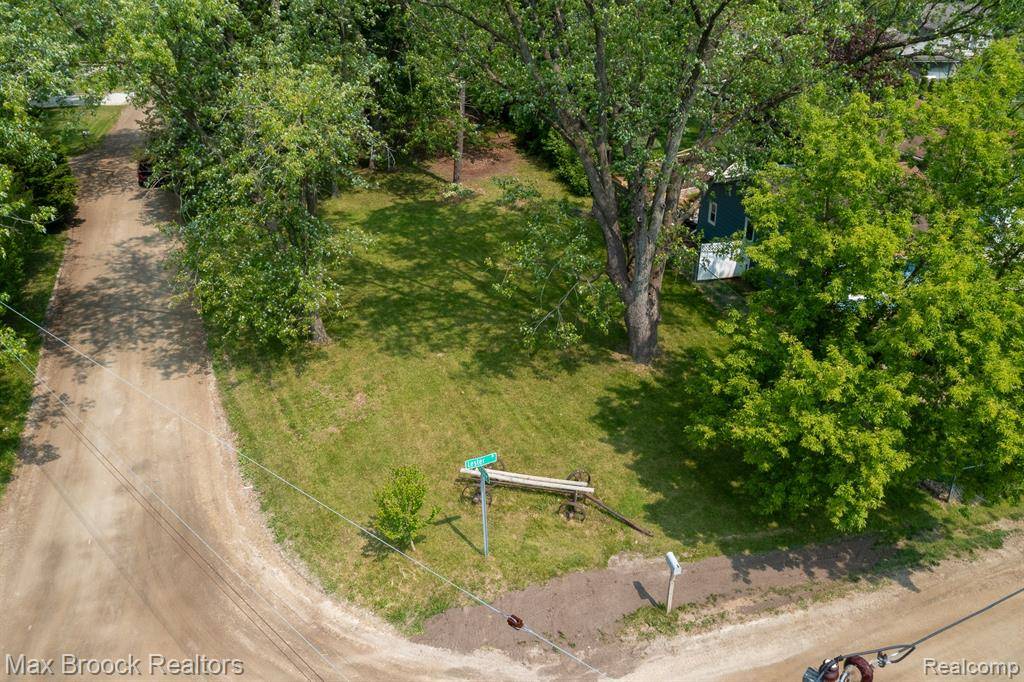 Highland Twp, MI 48356,3201 Lester Drive