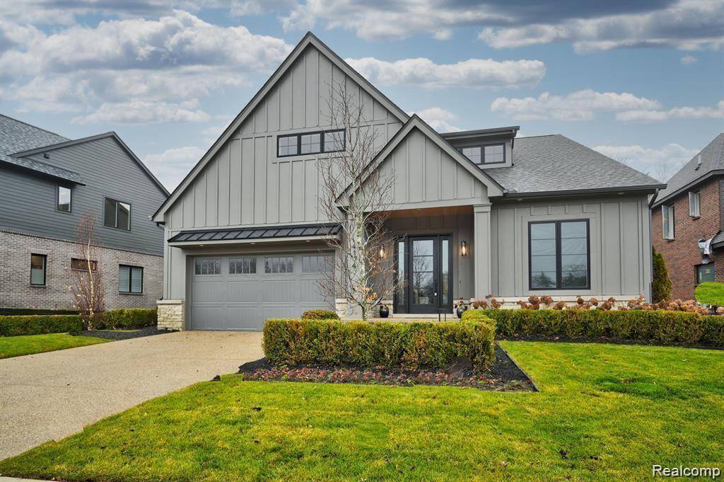 West Bloomfield Twp, MI 48323,4174 PRESCOTT PARK Circle