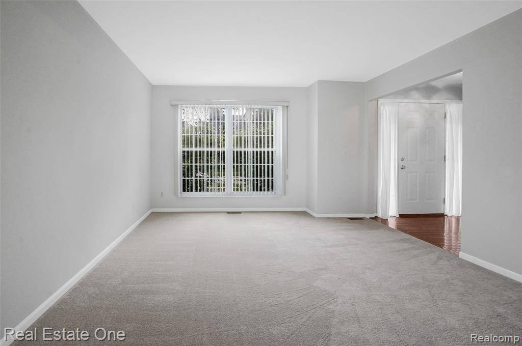 Canton Twp, MI 48188,43497 Barclay Way