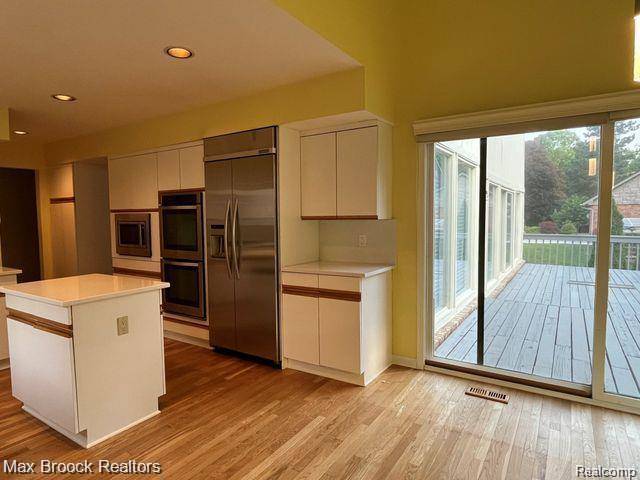 West Bloomfield Twp, MI 48322,5898 INDEPENDENCE Lane