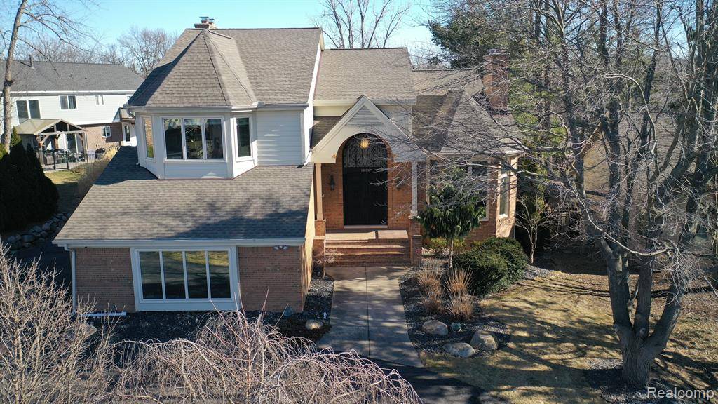 Waterford Twp, MI 48328,1079 FOREST BAY Drive