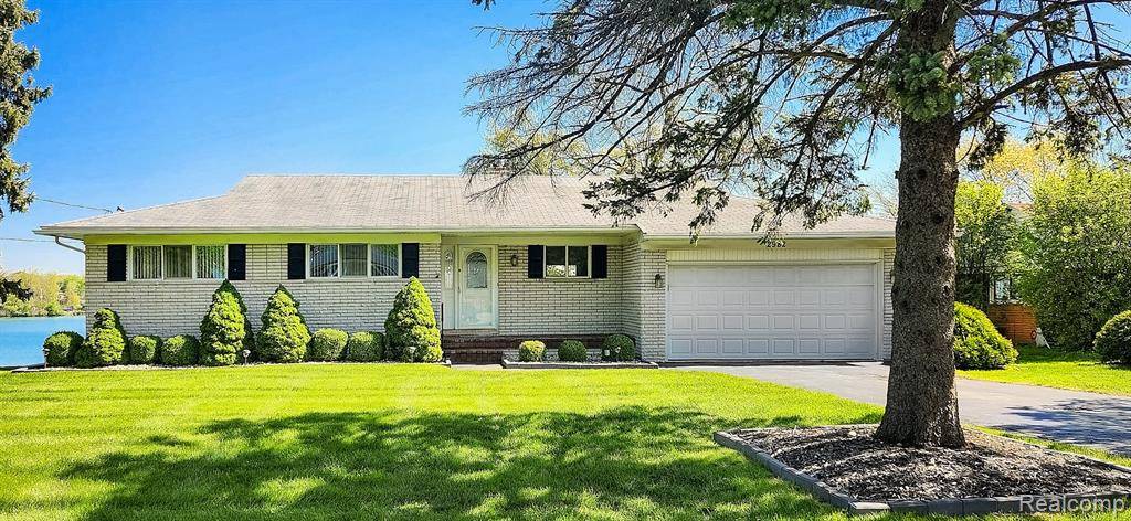Waterford Twp, MI 48329,2982 Shawnee Lane