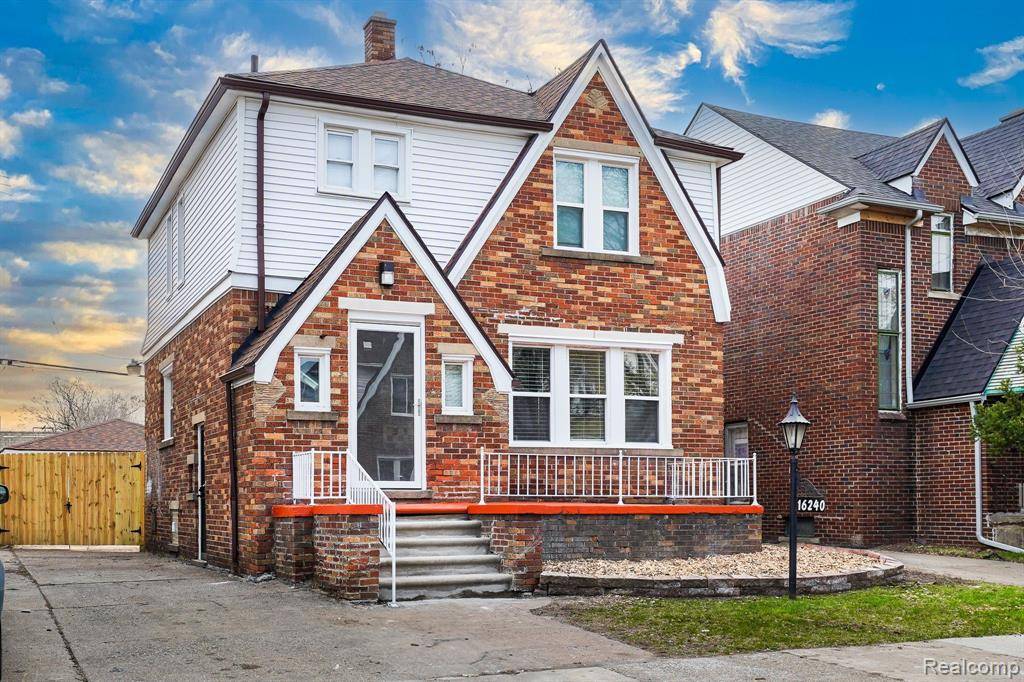 Detroit, MI 48221,16240 WASHBURN Street