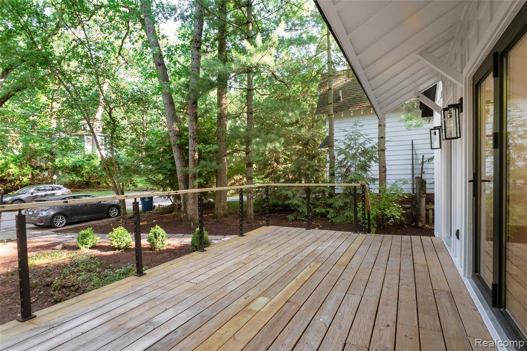 New Buffalo, MI 49117,4046 Hillside Trail