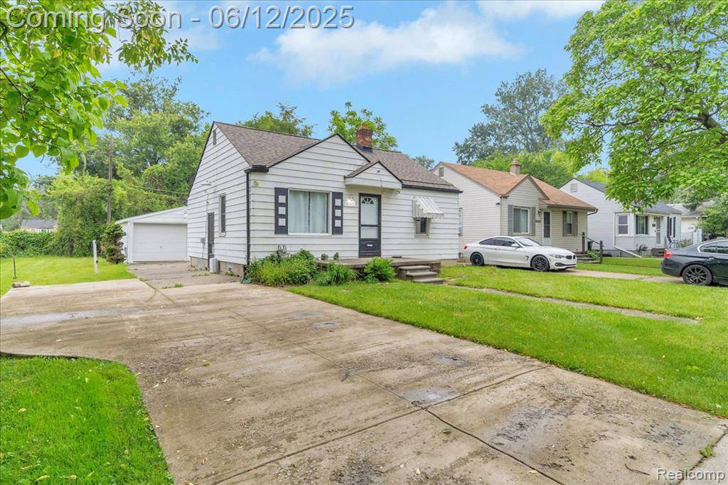 Redford Twp, MI 48240,19419 Negaunee