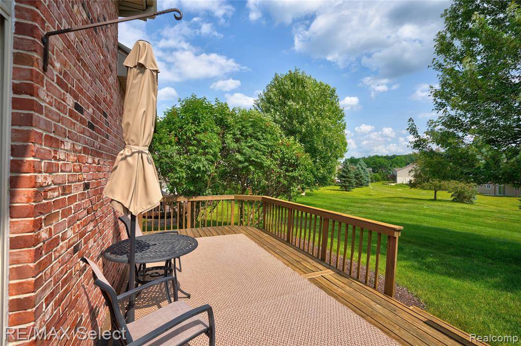 Fenton, MI 48430,13023 Harbor Landings Drive