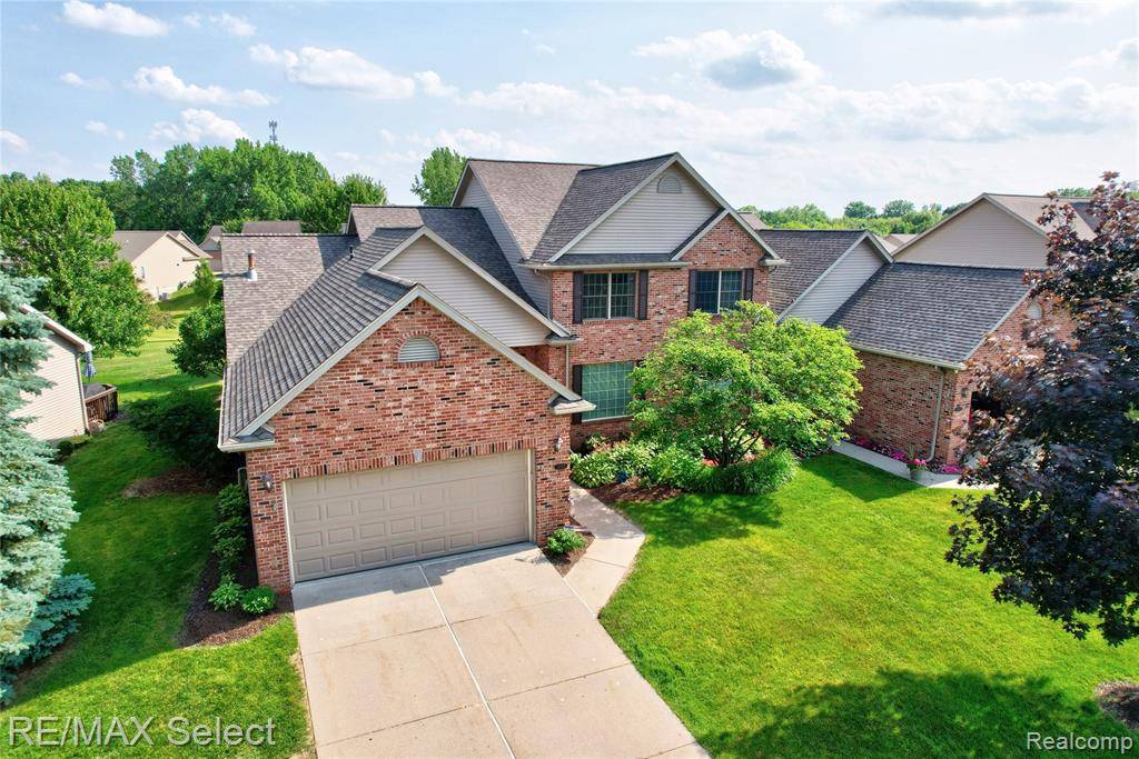 Fenton, MI 48430,13023 Harbor Landings Drive