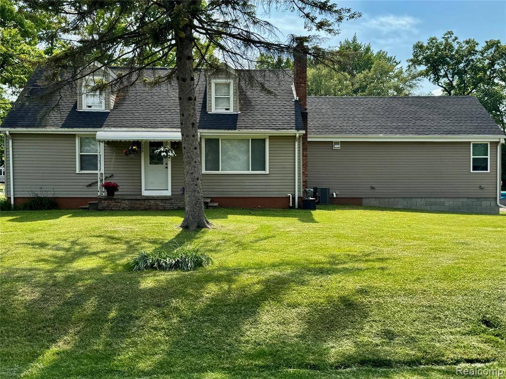 Waterford Twp, MI 48327,300 Plumstead Road