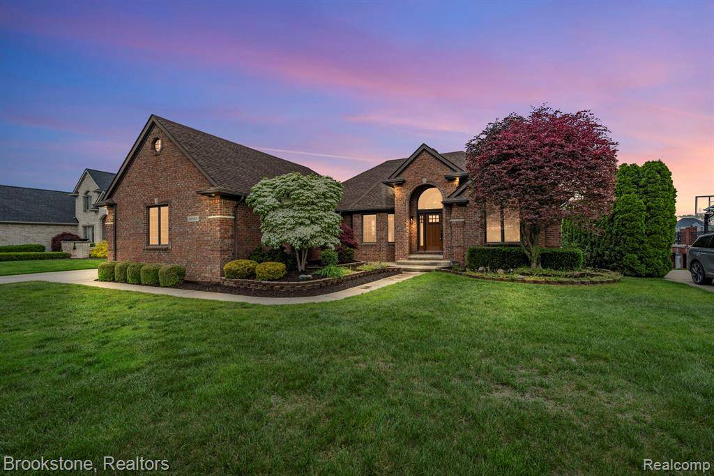 Chesterfield Twp, MI 48051,26569 Autumn Lake Drive