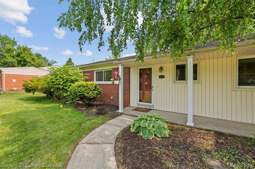 Farmington Hills, MI 48334,32311 Farmersville Road
