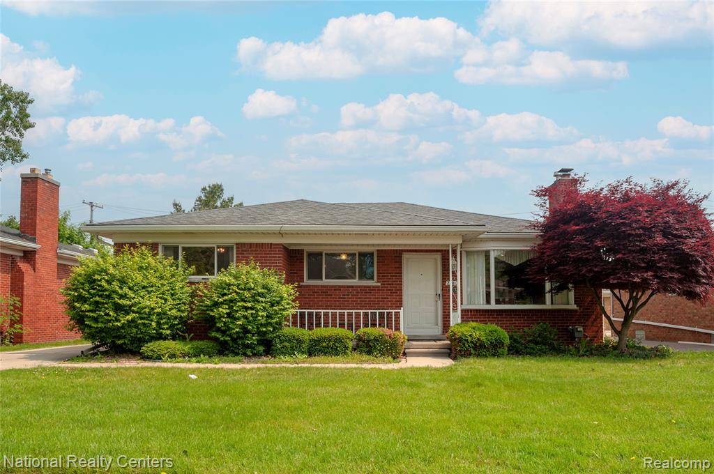 St. Clair Shores, MI 48080,20013 Chalon Street