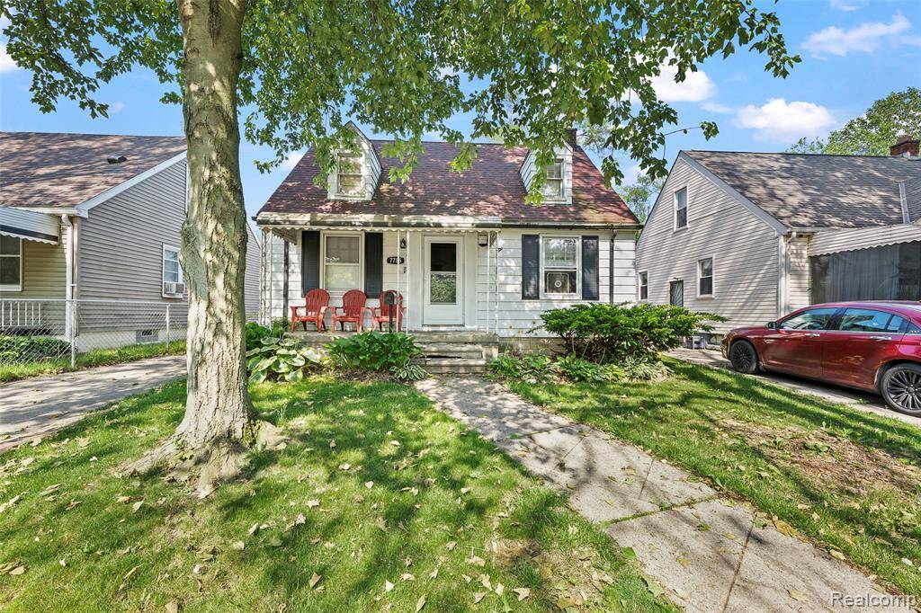 Detroit, MI 48228,7785 METTETAL Street