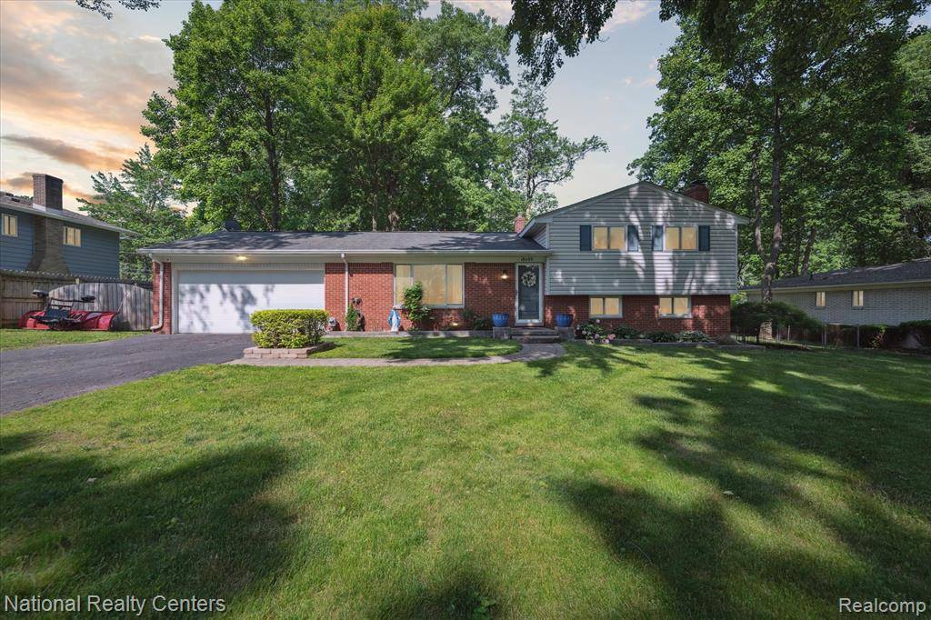 Village Of Clarkston, MI 48346,5605 Kingfisher Lane