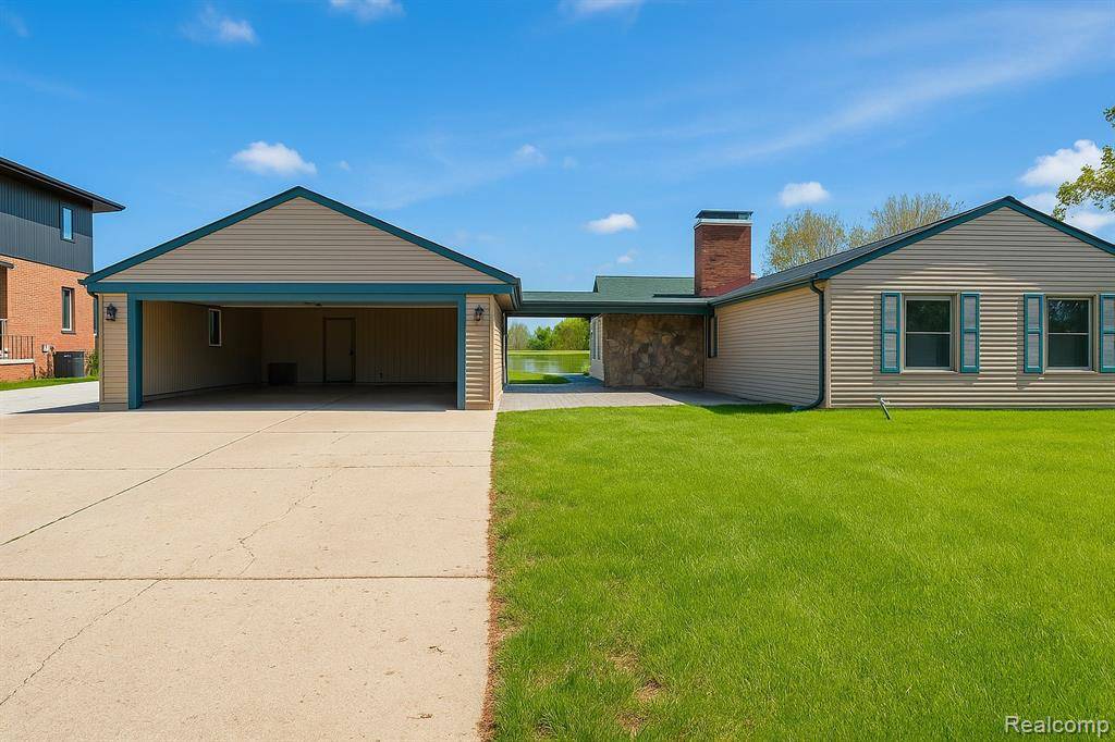 Harrison Twp, MI 48045,27972 Moran Street