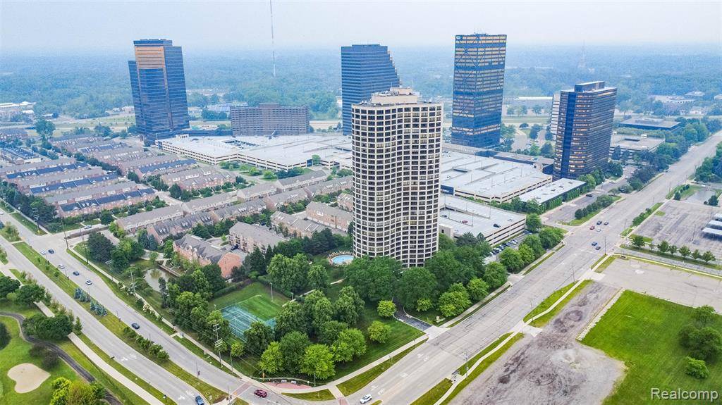 Southfield, MI 48075,5000 Town Center 2203
