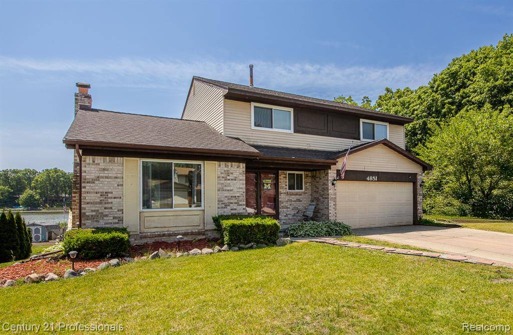 Waterford Twp, MI 48329,4851 Shoreline Boulevard