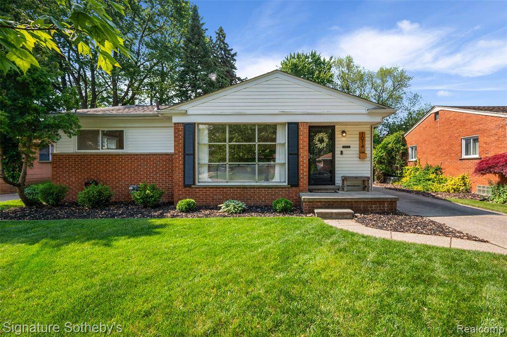 Royal Oak, MI 48073,1014 Englewood Avenue