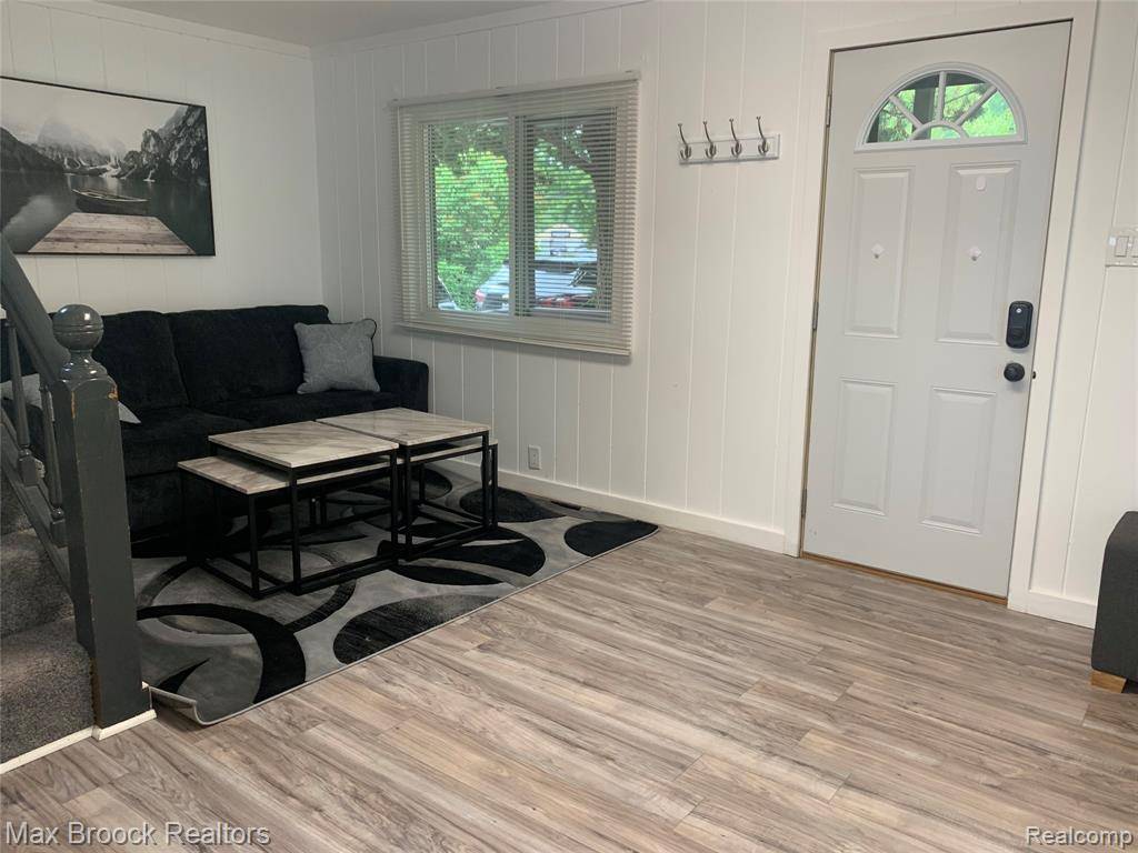 Ira Twp, MI 48023,9315 Dixie Hwy Highway