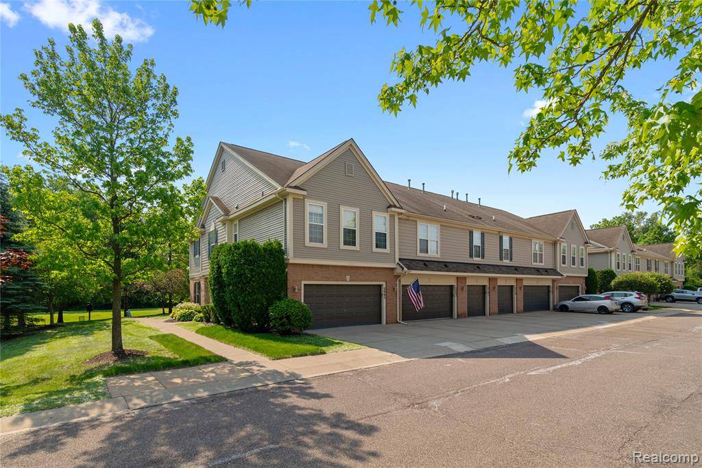 Canton Twp, MI 48188,2065 Pinecroft Drive