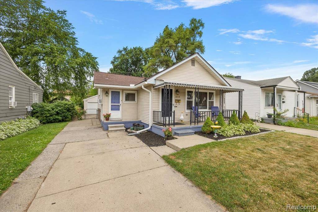 Ferndale, MI 48220,1939 Romeo Street