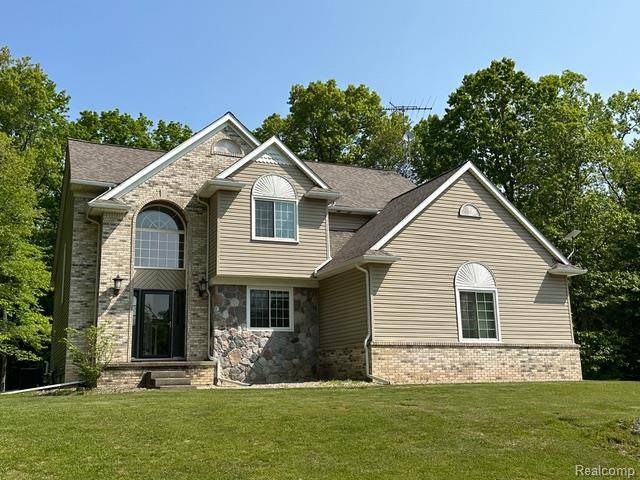 Lapeer, MI 48446,1727 Pero Lake Road
