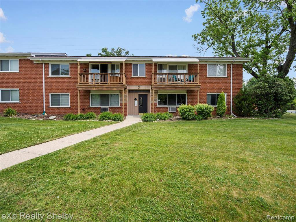 Royal Oak, MI 48073,3100 Linwood Avenue 28
